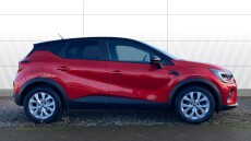Renault Captur 1.3 TCE 140 Iconic 5dr Petrol Hatchback
